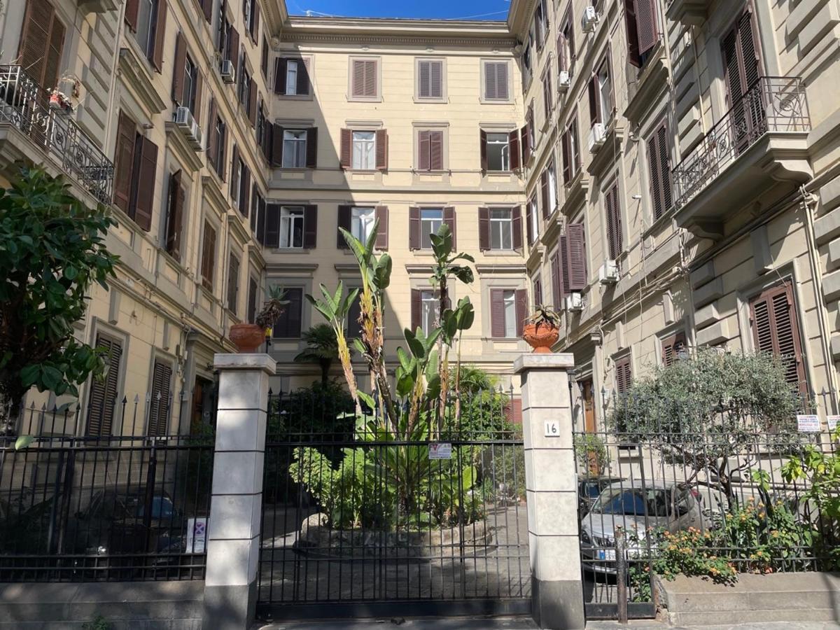 Gramsci 16 Hotel Napoli Exterior foto